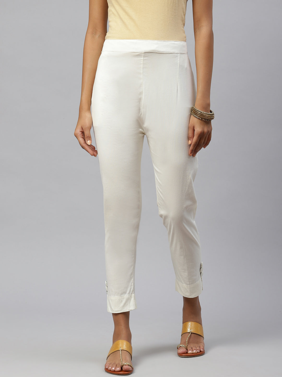 Rang Gali Regular Off-White Cigarettes Pants