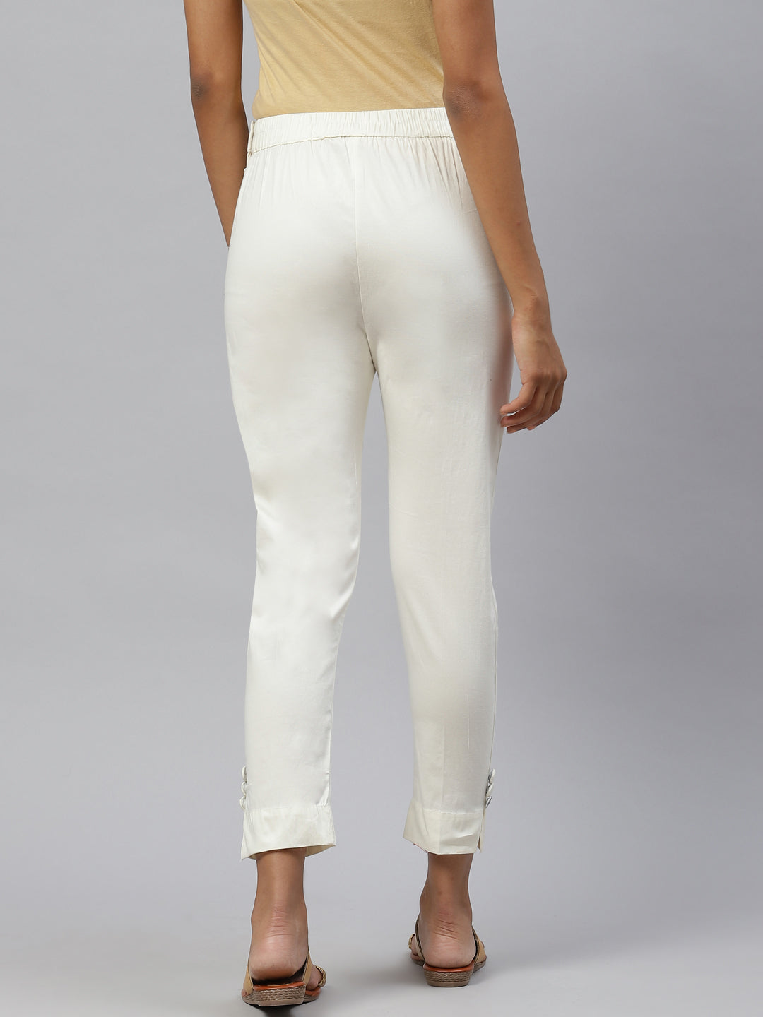 Rang Gali Regular Off-White Cigarettes Pants